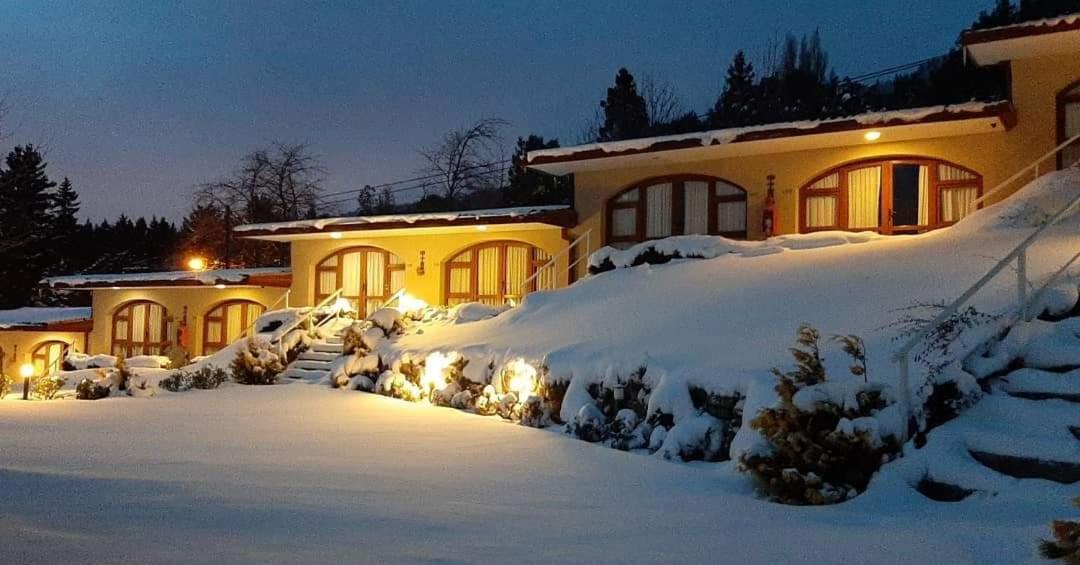 Monasterio Hotel Boutique San Carlos de Bariloche Esterno foto