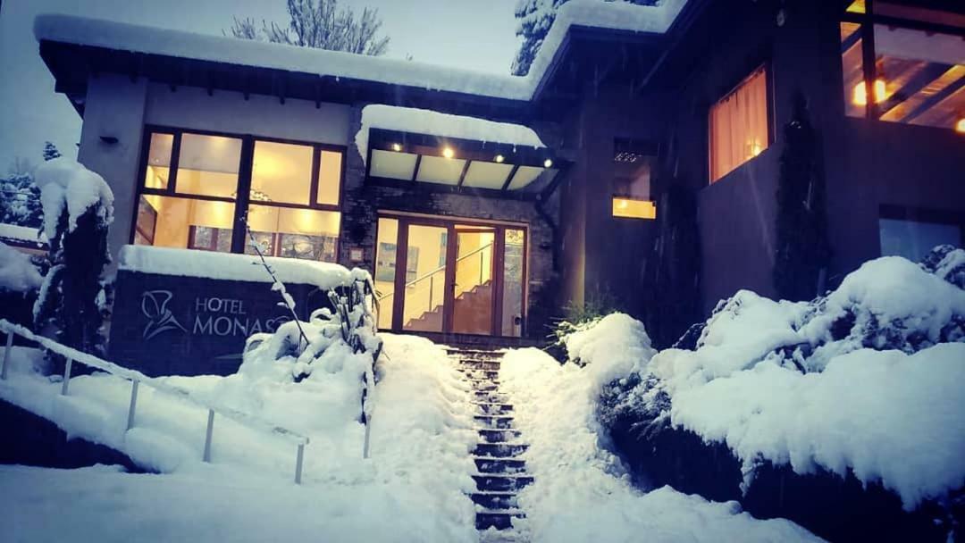 Monasterio Hotel Boutique San Carlos de Bariloche Esterno foto